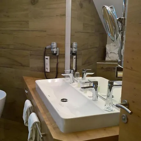 Szálloda Romantik Gersberg Alm Ueber Mit Outdoorpool