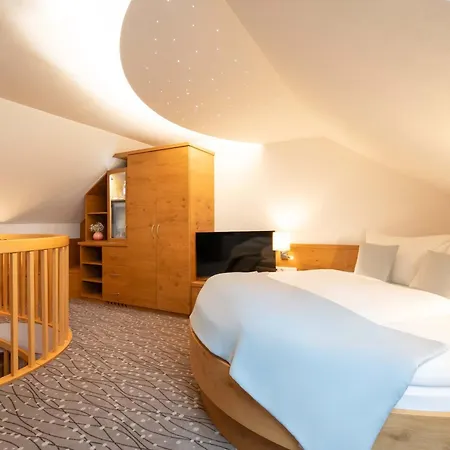 Romantik Gersberg Alm Ueber Mit Outdoorpool Szálloda